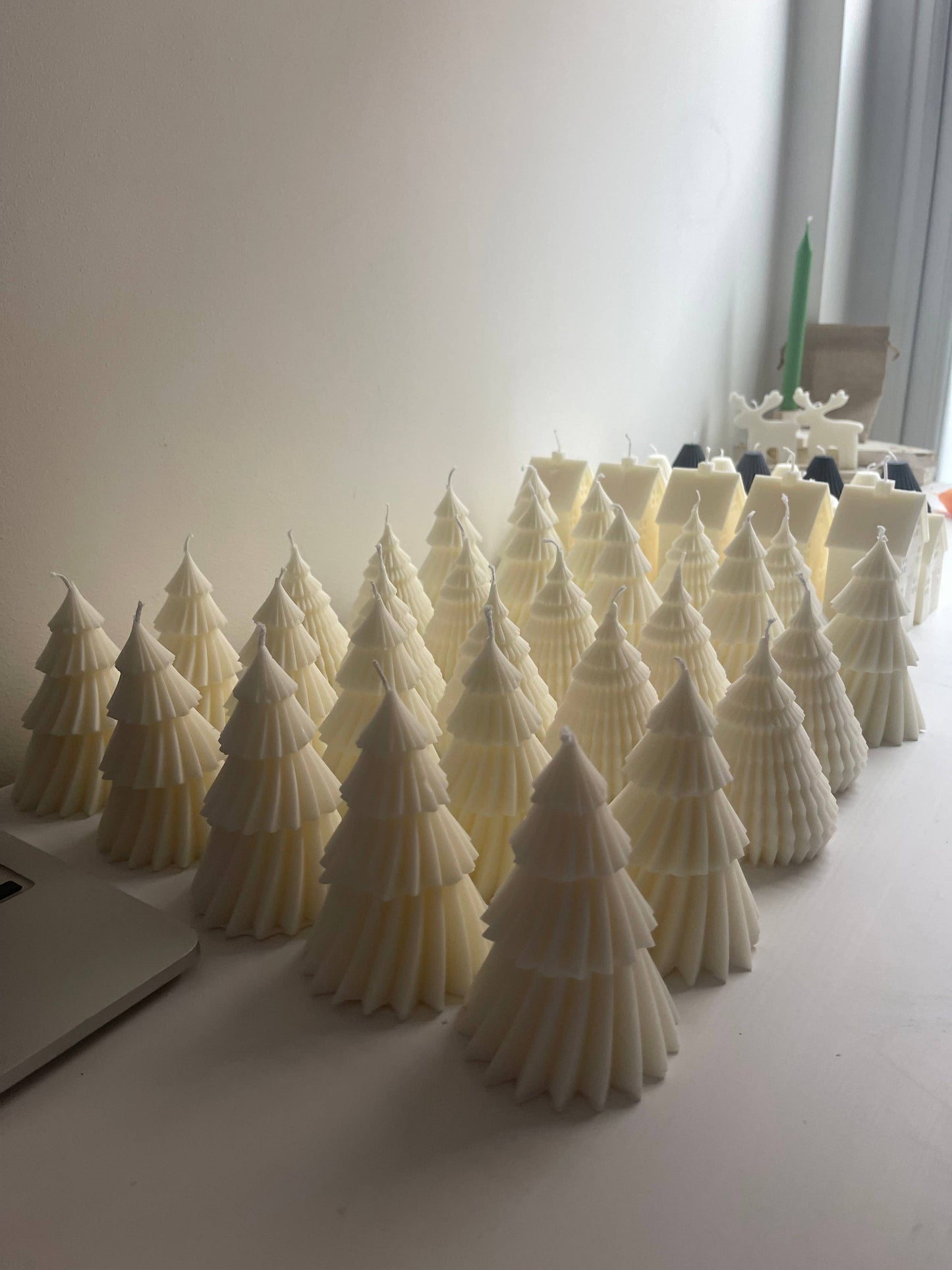 Christmas Tree Candle in Mint
