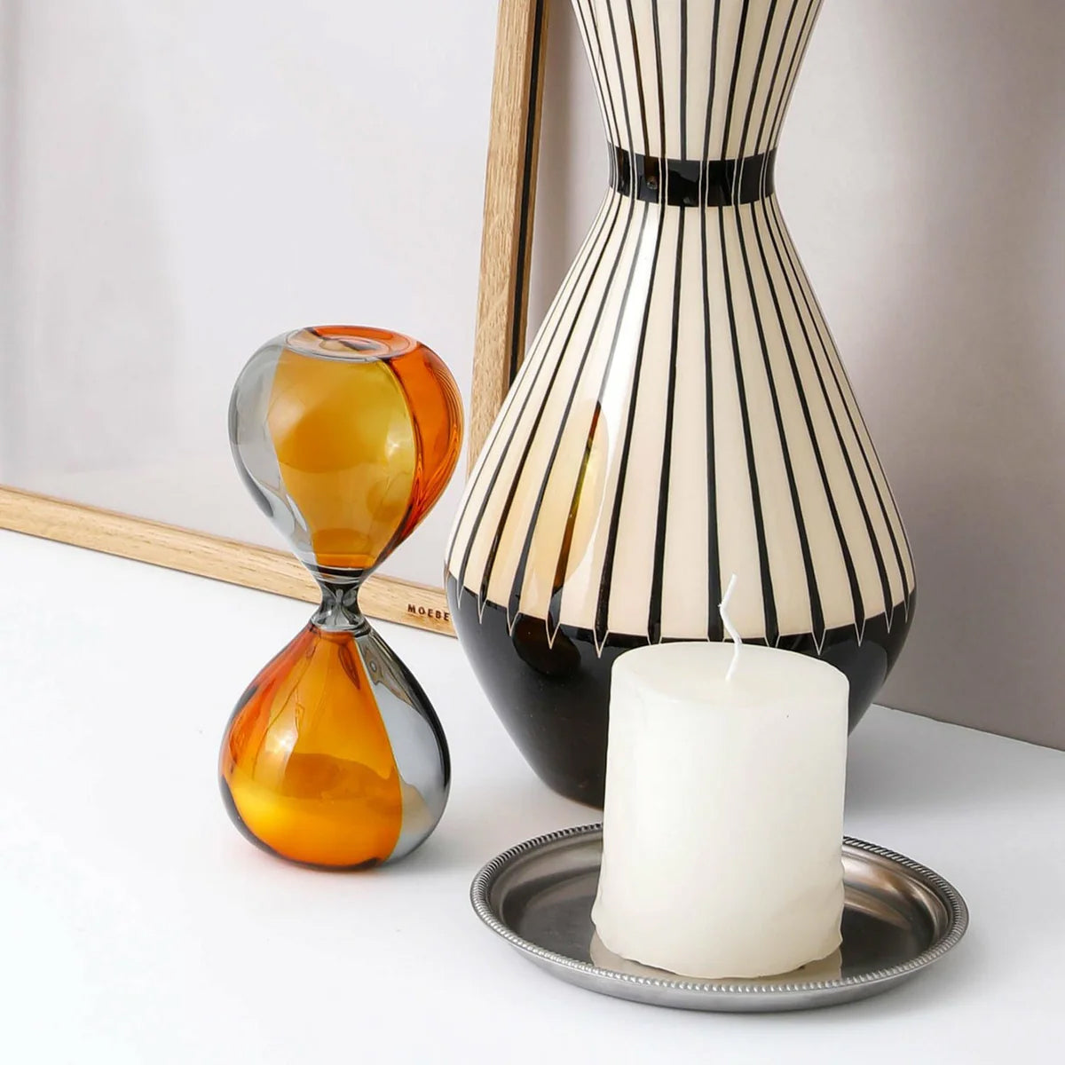 Bicolour Hourglass Small