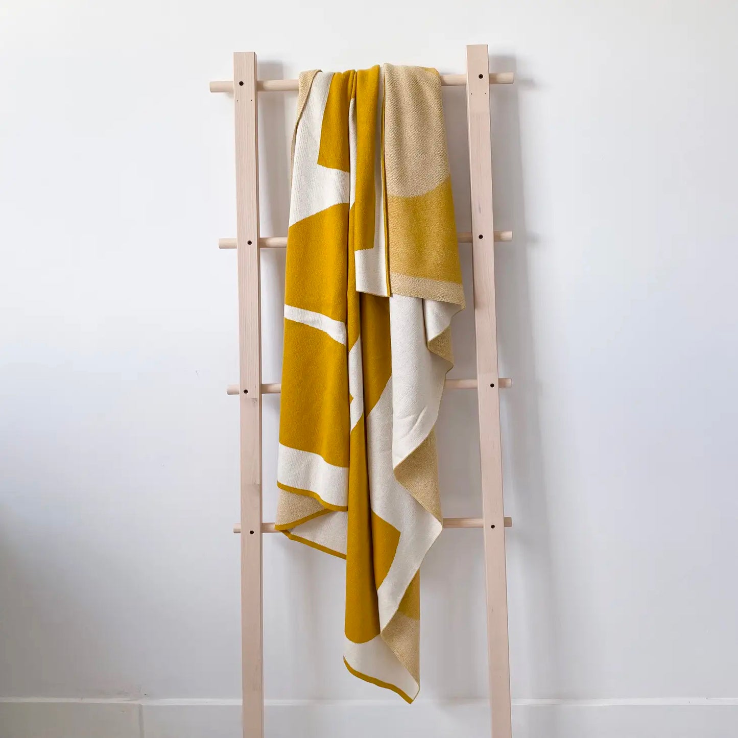 Bruten Throw in Citrus