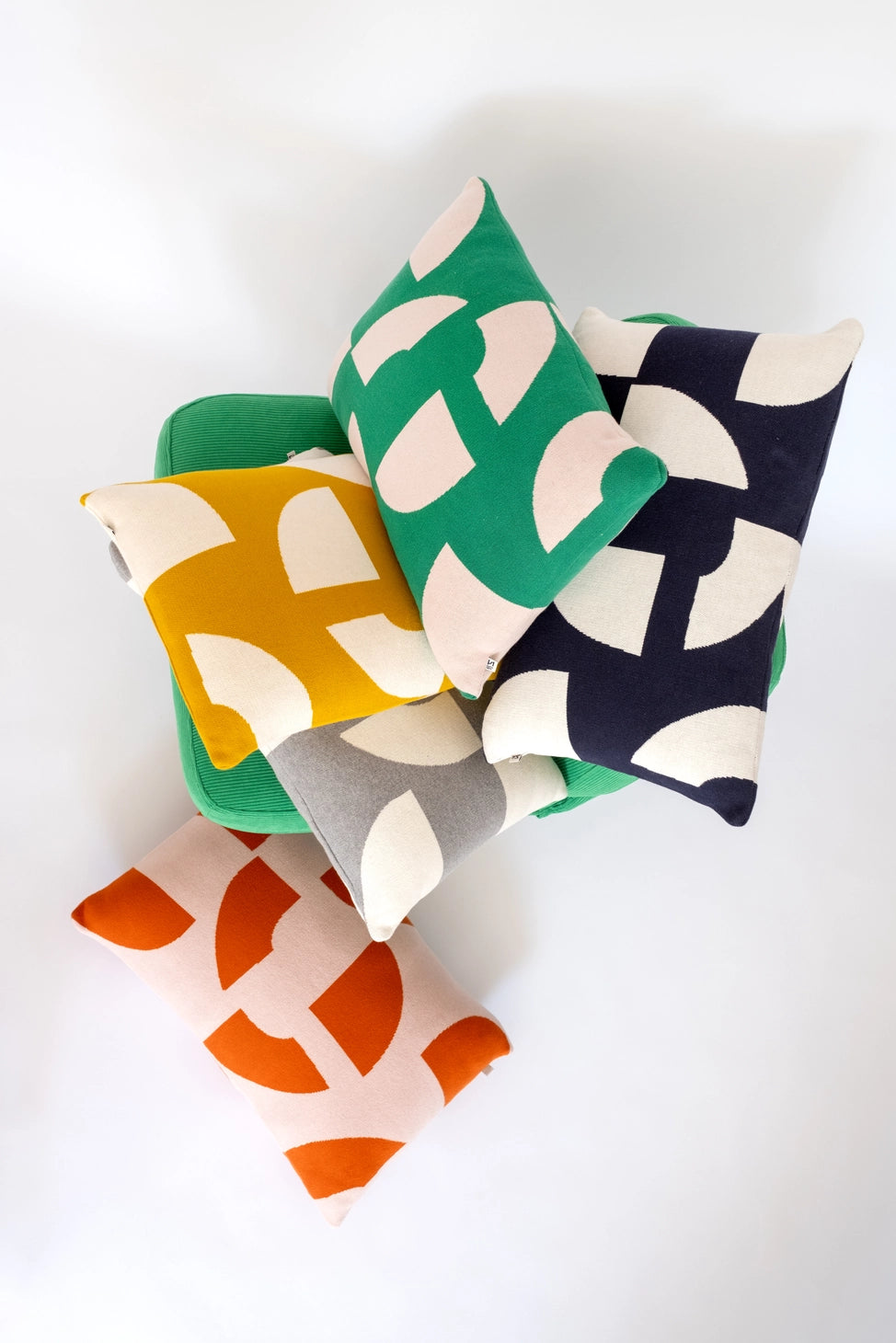 Cotton Knit Throw Cushion - Deko Navy