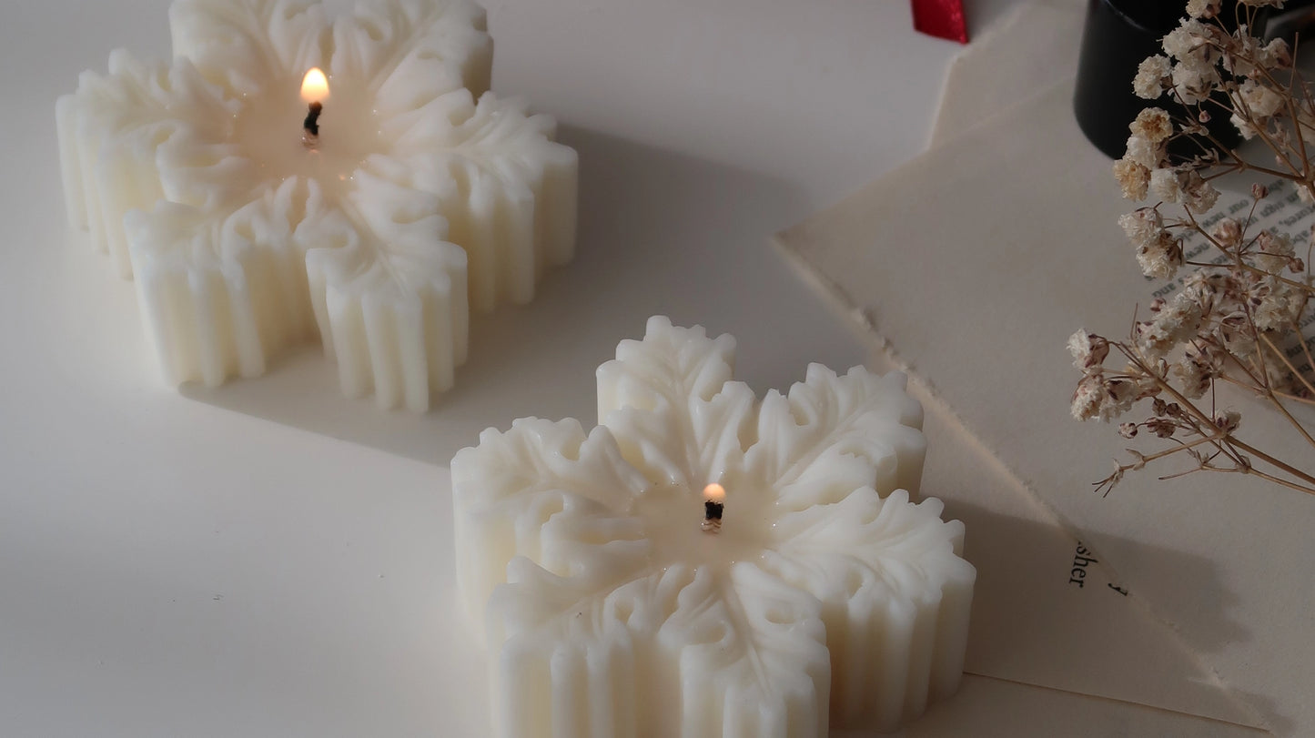 Snowflake Candle in Cream