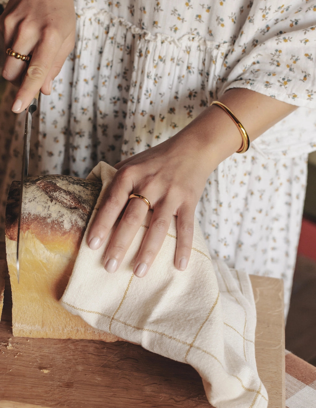 Bold Fluid Cuff Bangle in Gold