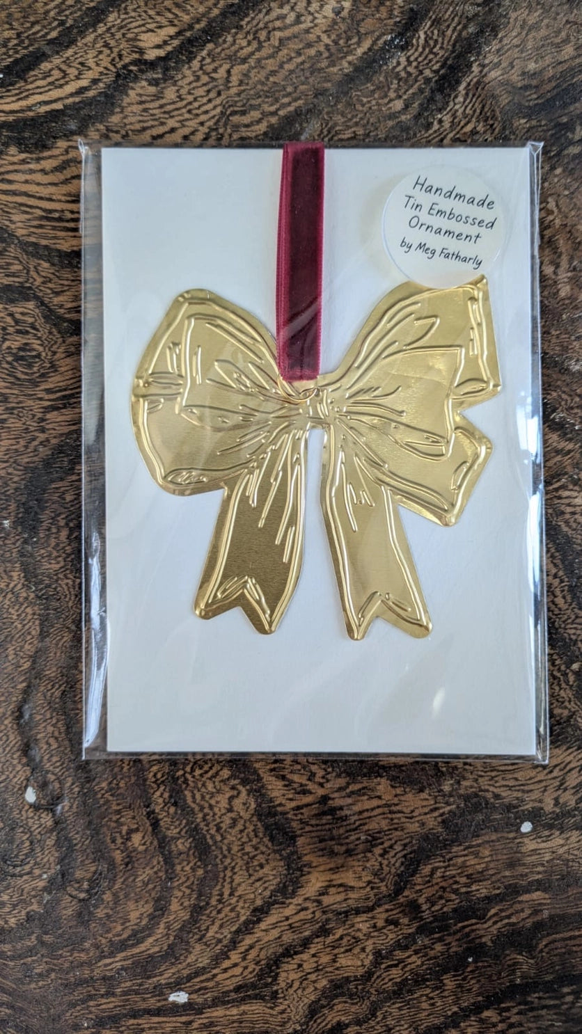 Tin Embossing Bow Ornament with Ribbon
