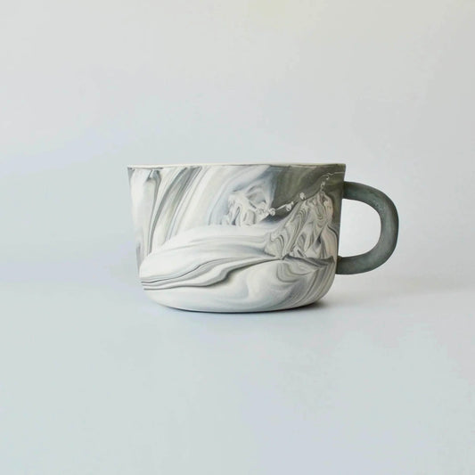 Large Cup in Marble Black