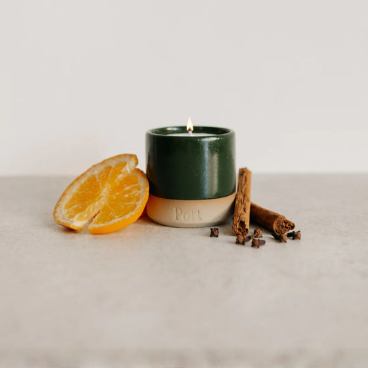 Holly Pott with Noel Candle - Winter Edition