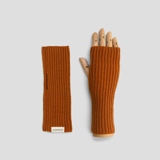 Lambswool Fisherman’s Fingerless Gloves in Sienna