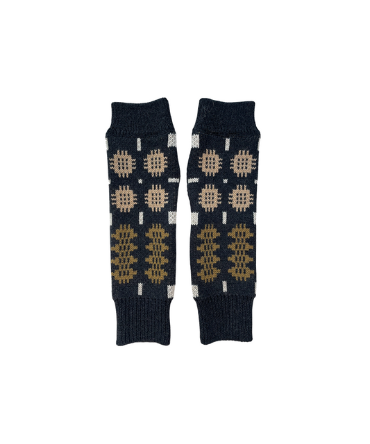 Carthen Merino Fingerless Mittens - Soot / Fields