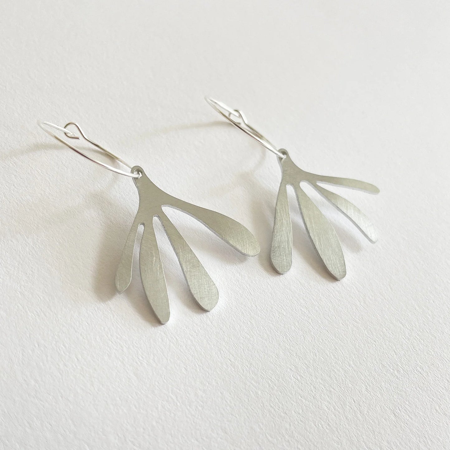 Aluminium Arame Earrings