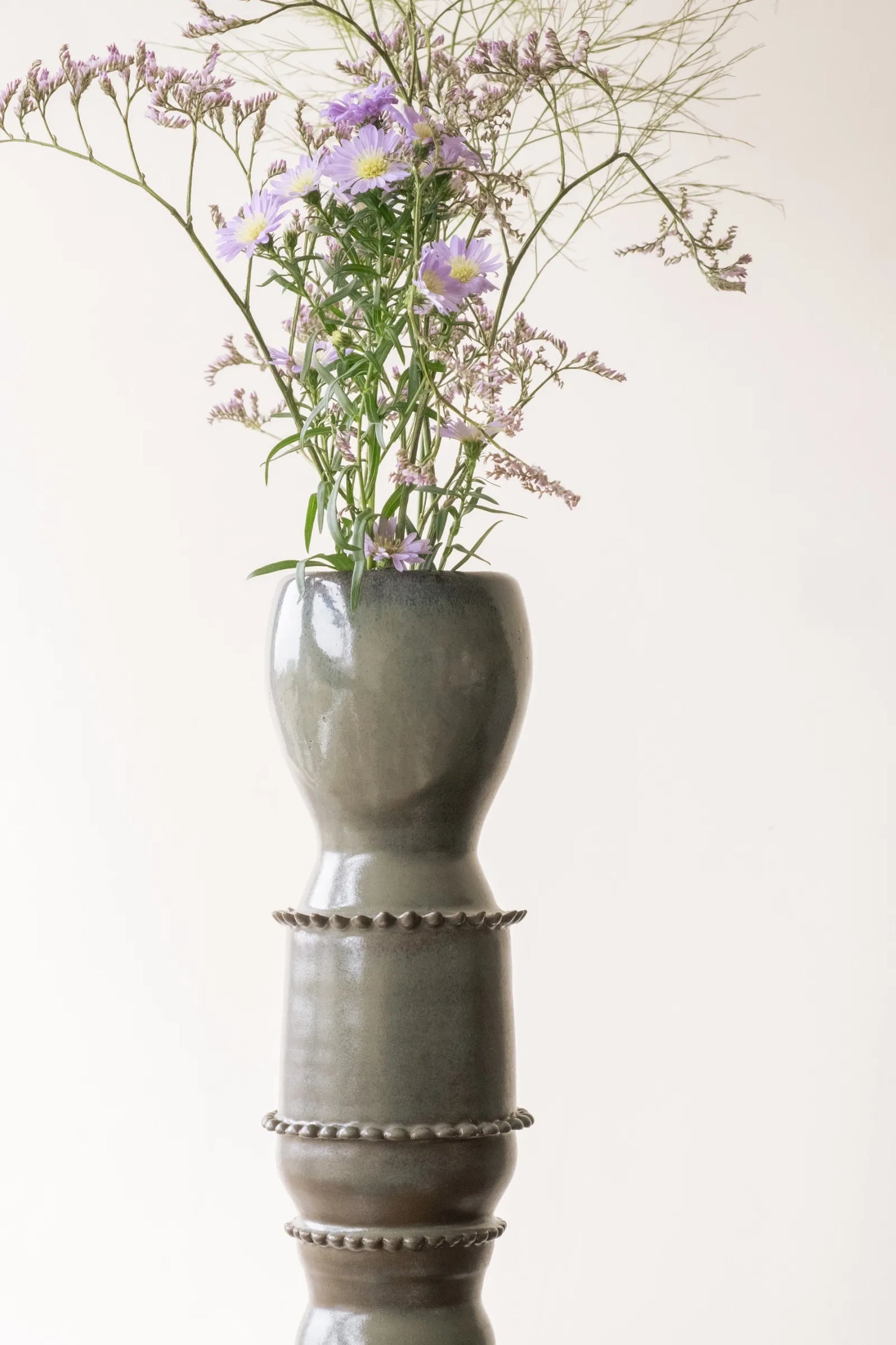 Beaded Vase #21-004