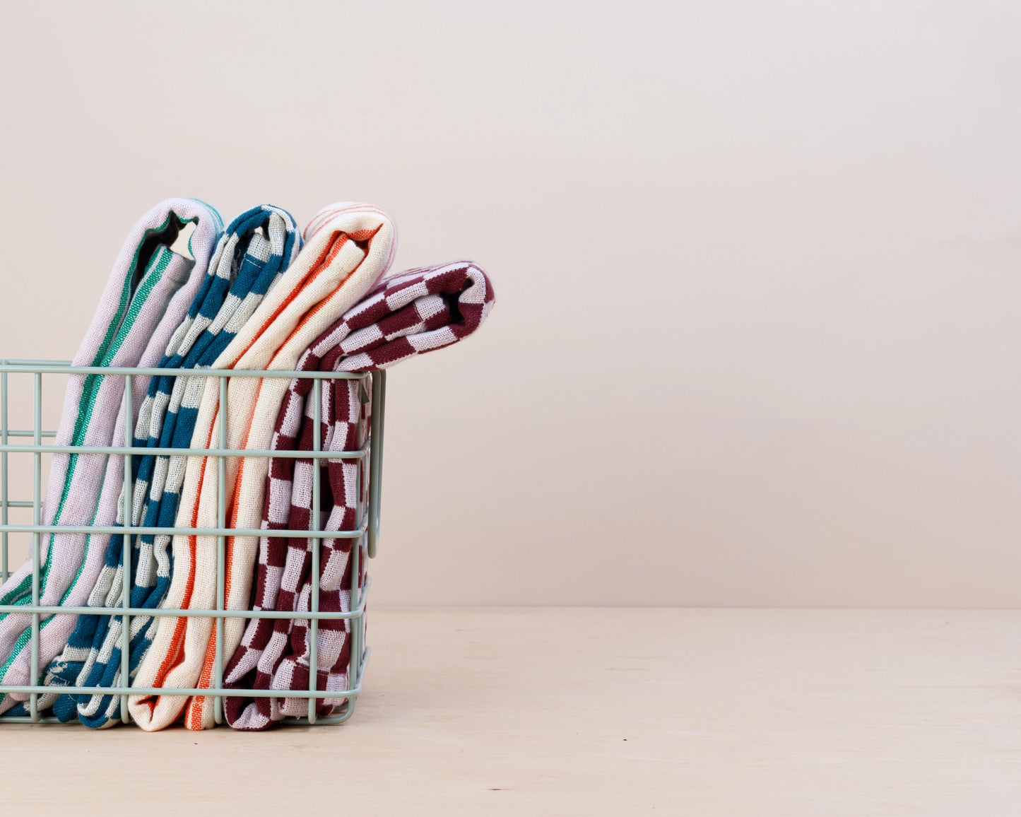 Cotton Hand Towel: Burgundy Check
