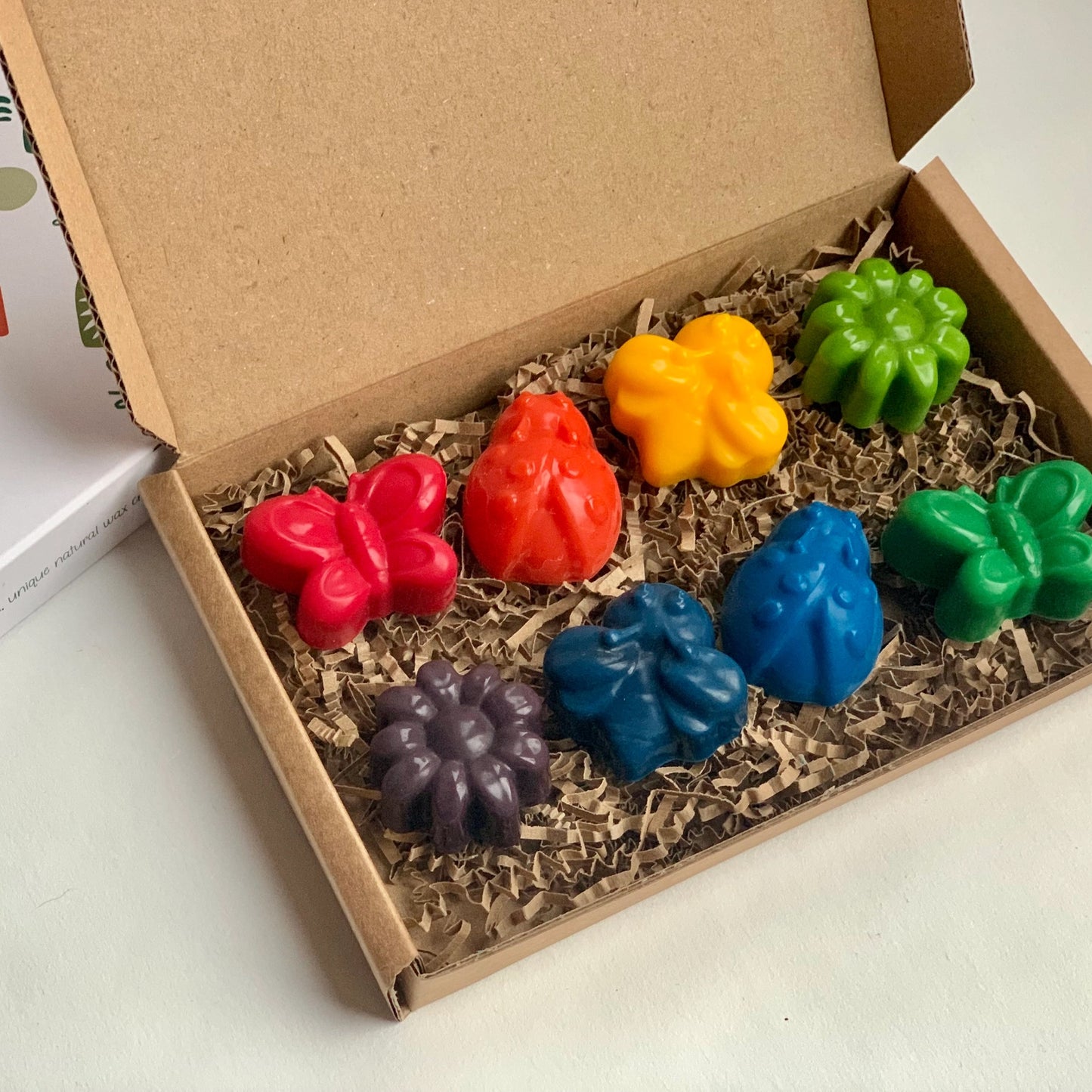 Bugs - Set of 8 Crayons