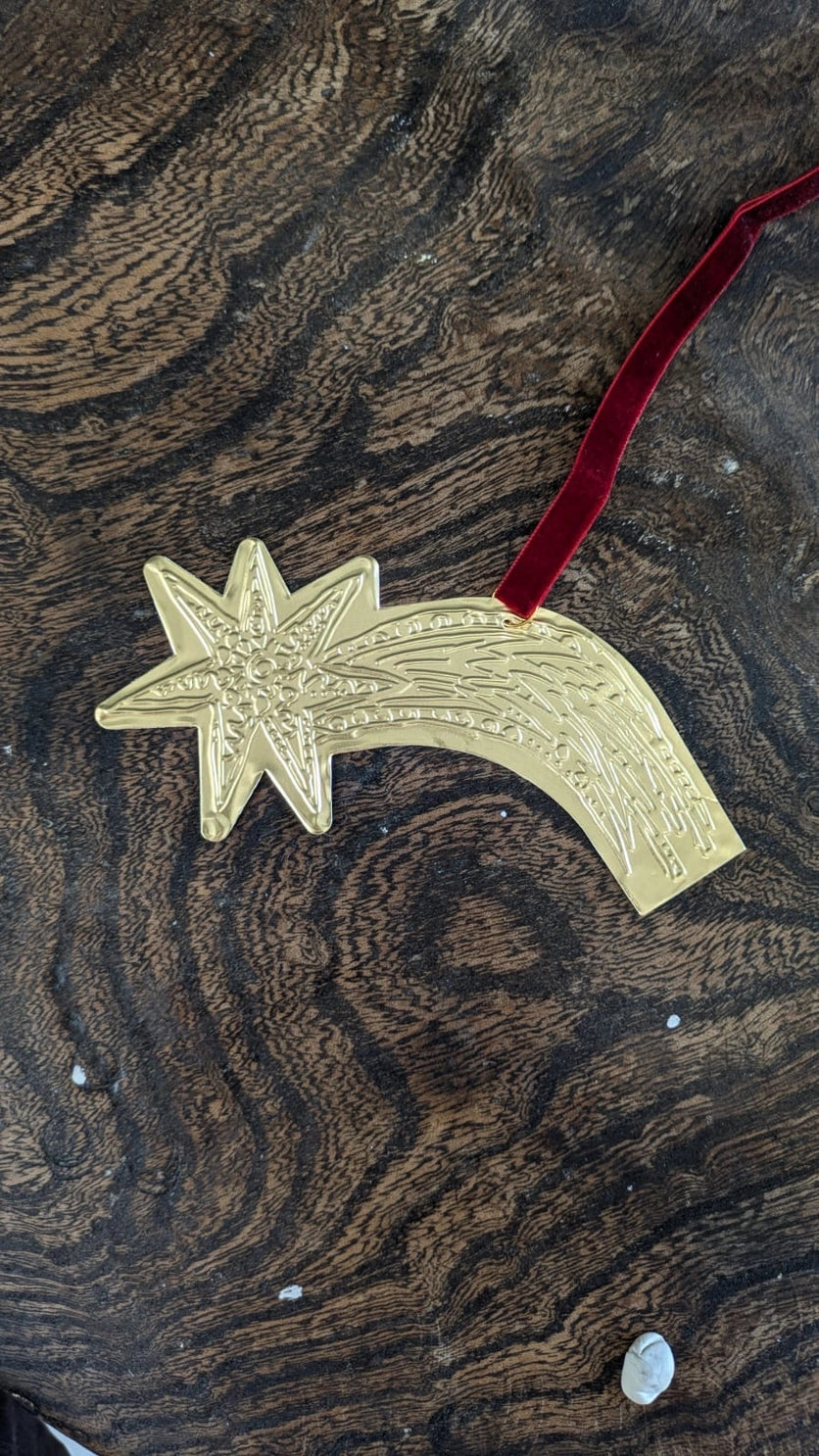 Tin Embossing Shooting Star Ornament with Ribbon