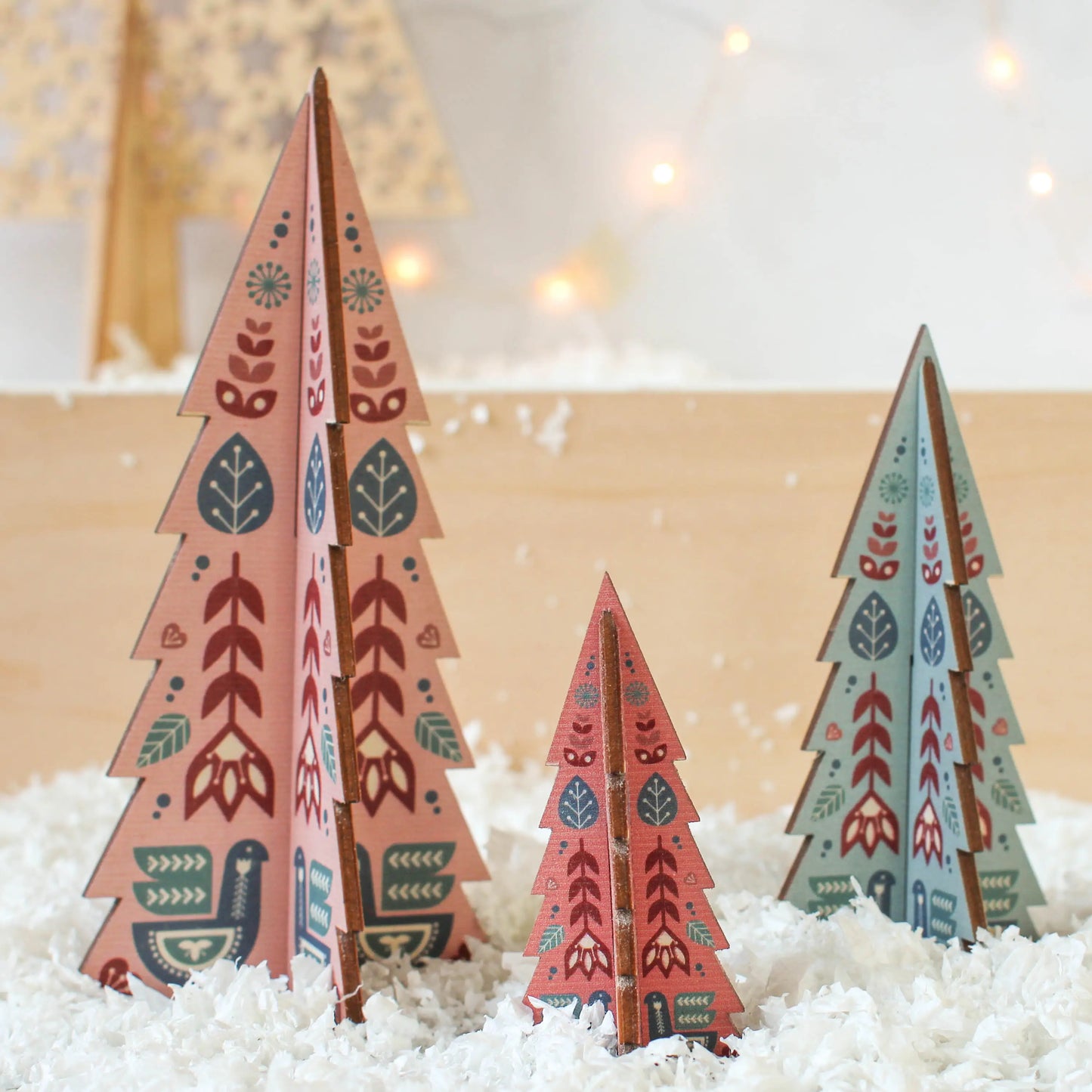 Folk Design Christmas Tree Set