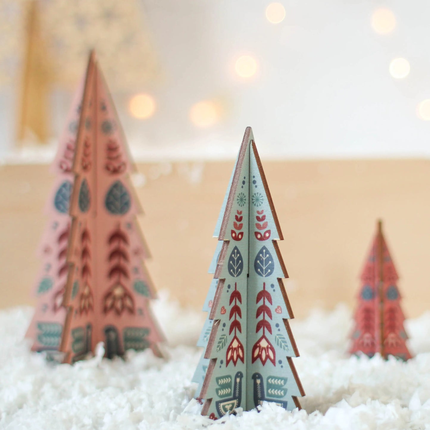 Folk Design Christmas Tree Set