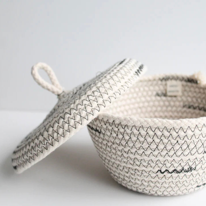 Stitched Rope Pot with Lid