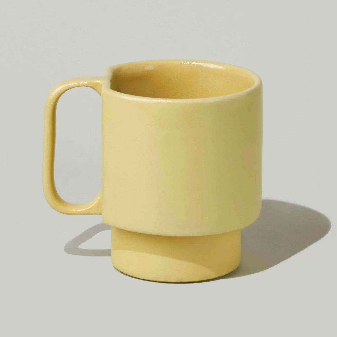 Medium Cup in Citron Yellow